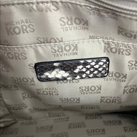 Snakeskin Pattern Women Bag - Picture 11 of 15